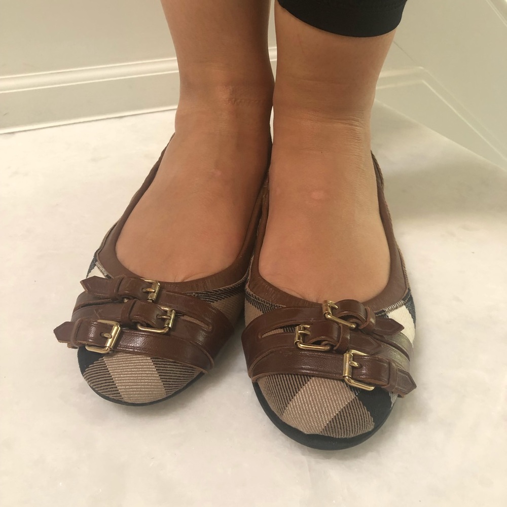 Authentic Burberry flats